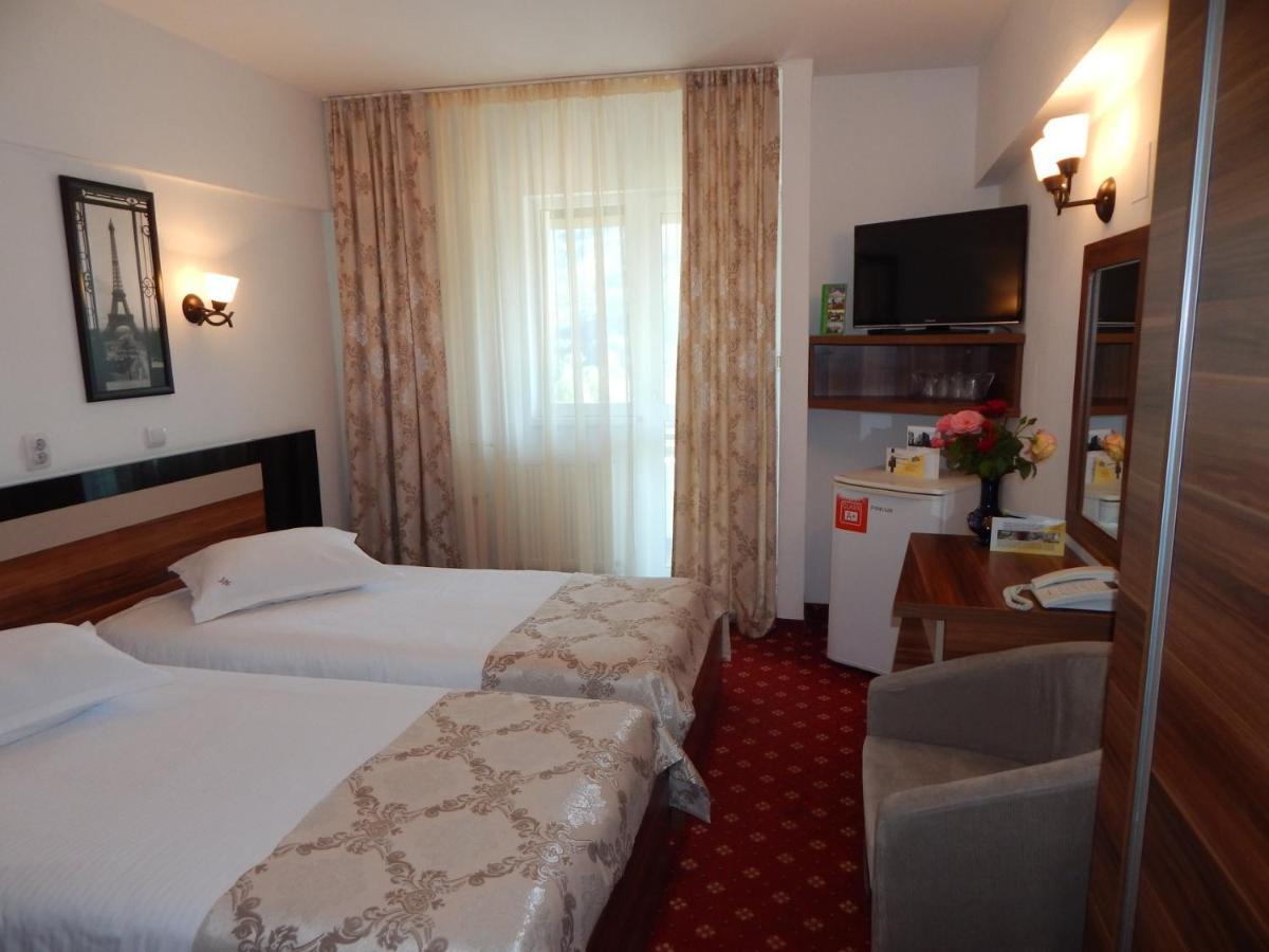 Hotel Traian Caciulata Calimanesti Exterior foto