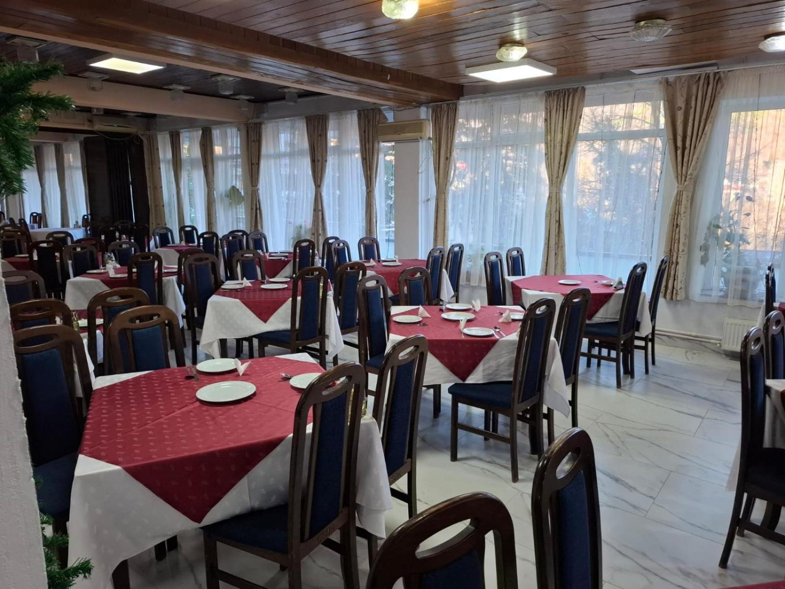 Hotel Traian Caciulata Calimanesti Exterior foto